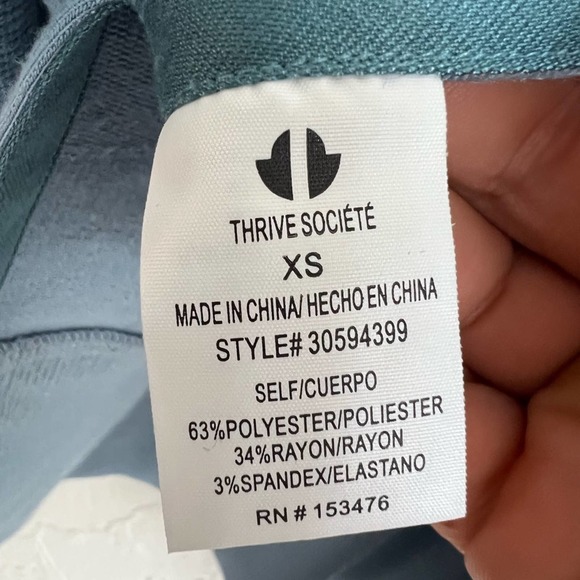 WOMENS LONGSLEEVE THRIVE SOCIÉTÉ BABY BLUE ATHLEISURE SHIRT SIZE XS NICE QUALITY - Picture 7 of 7